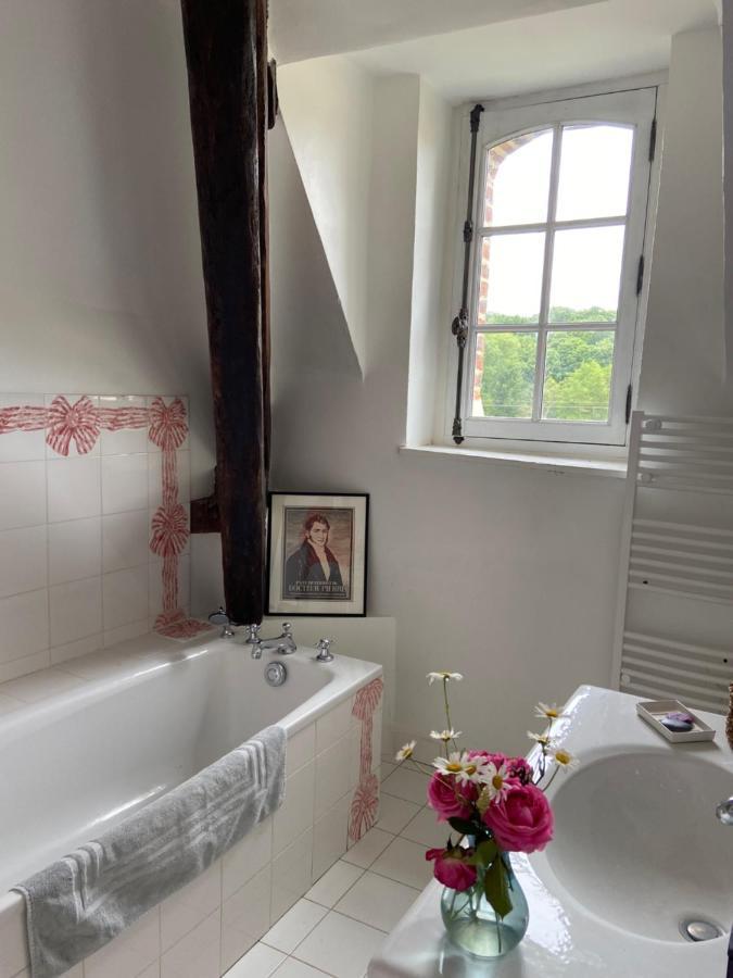 Chambre D'Hote Chateau De Transieres Ambenay Buitenkant foto